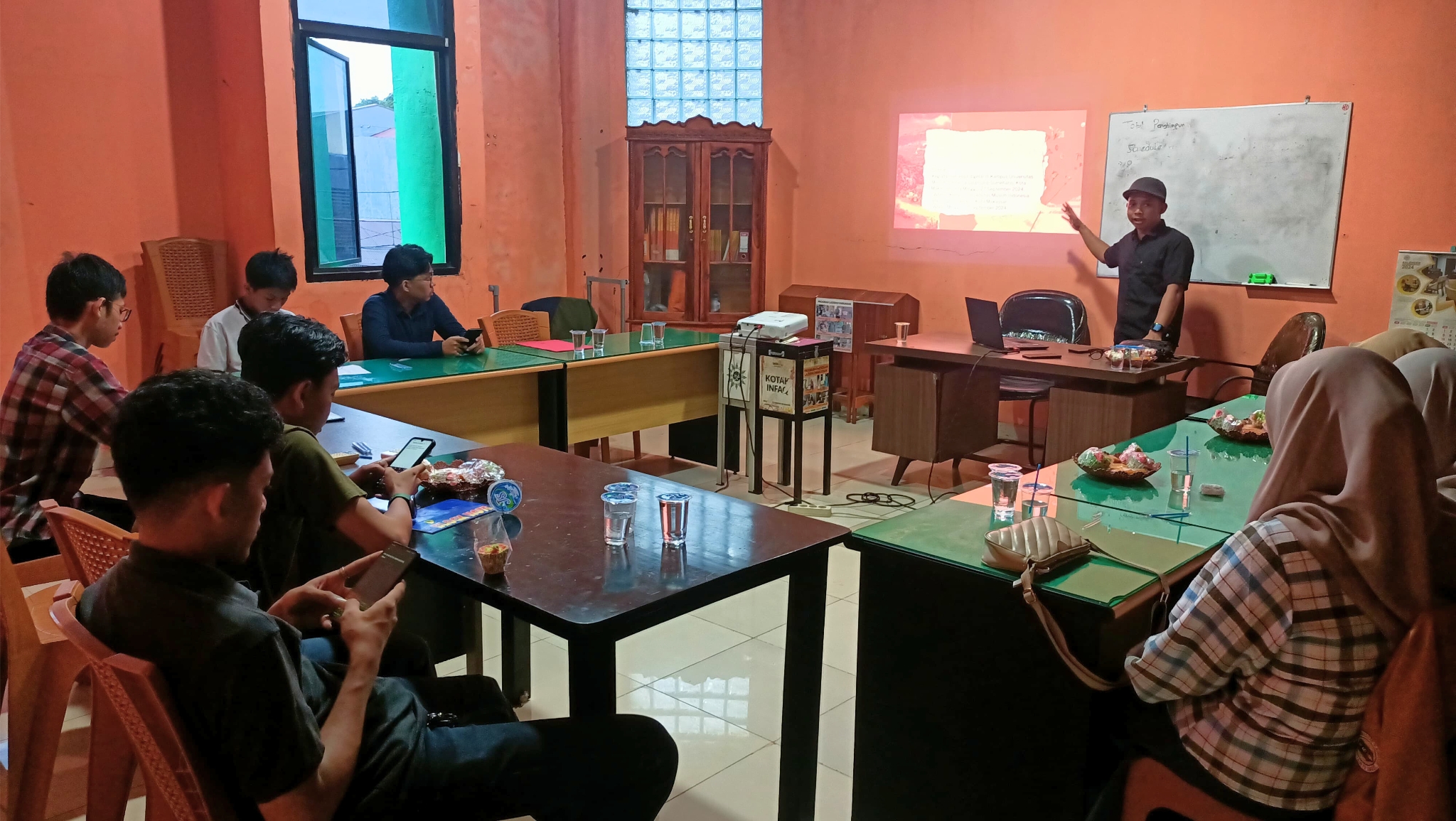 PD IPM Kota Makassar Gelar Kelas Jurnalistik Tingkat Dasar